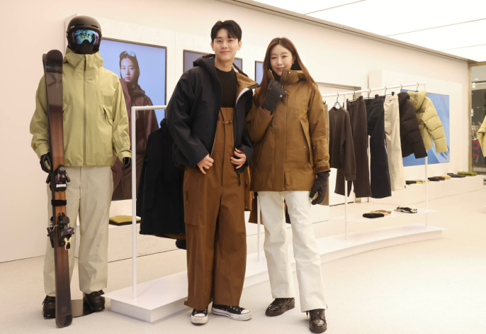 올겨울 스키장에 뭐 입고 갈까… 신세계百 골드윈 팝업에서 스키복 만나보세요