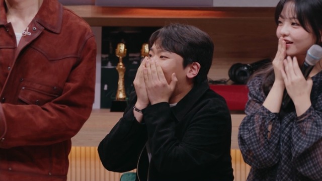 우발라디오 4회 이무진, 이예지와 ‘끝사랑’ 듀엣