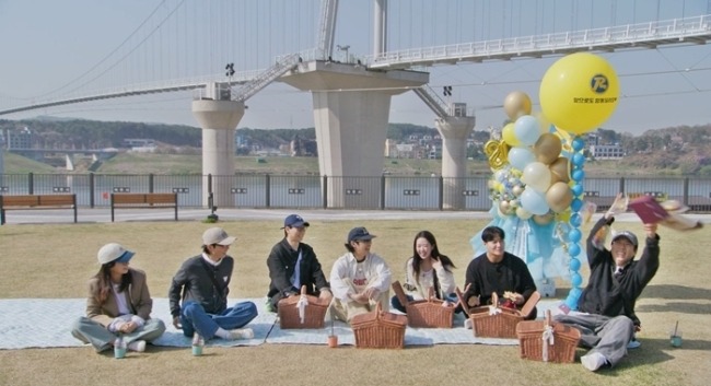 '런닝맨' 강형선 PD, 800회 기념 일문일답 "지예은 열애설 당일 아침에 알아"