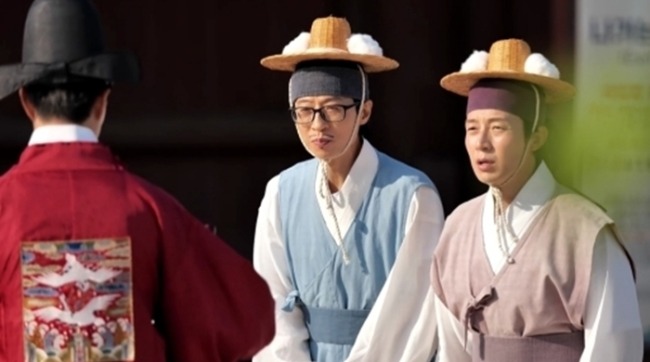 놀면 뭐하니 330회 유재석, 어명에 진땀…경복궁 길 기록