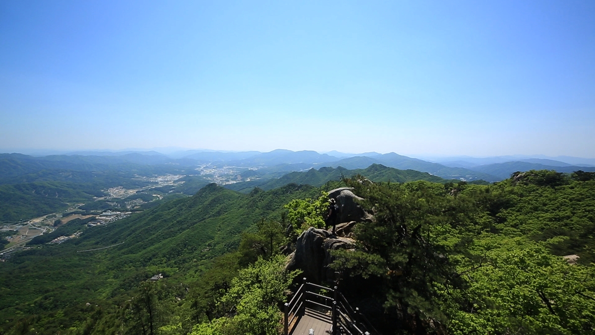 영상앨범 산 1046회 구름 위로 피어난 바위 꽃 – 가평 운악산
