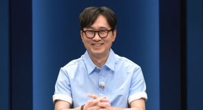 ‘시간추적자 설록’ 장항준이 대본에 줄 그으며 준비한 역사 예능