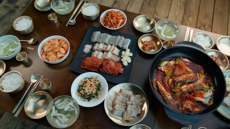 ‘밥파원’이 되어 「한국인의 밥상」에서 배운 마음을 세계에 전하다