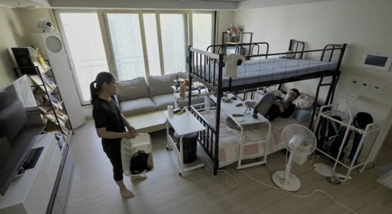 아내를 노예라고 부르는 세 번째 부부 남편