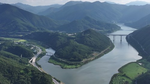 영상앨범 산 1051회 녹음 속에 피어난 바위 꽃 – 단양 황정산